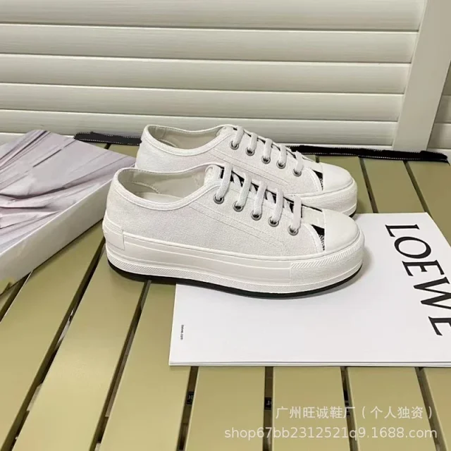 Unbranded Sneakers Low-top lace-up platform canvas with embroidered letter-pattern panels product detail image 8