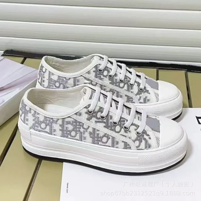 Unbranded Sneakers Low-top lace-up platform canvas with embroidered letter-pattern panels product detail image 14