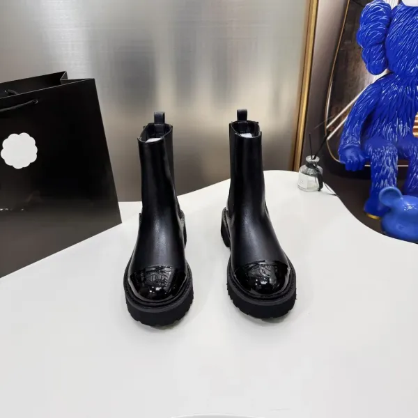 Chanel Patent Leather Chelsea Boots Black - 5