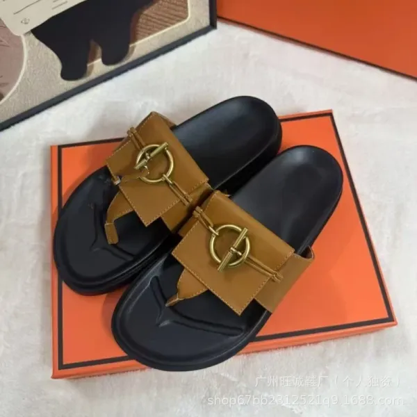 Hermès Oran Slide Sandals Tan and Black Leather Slippers - 10