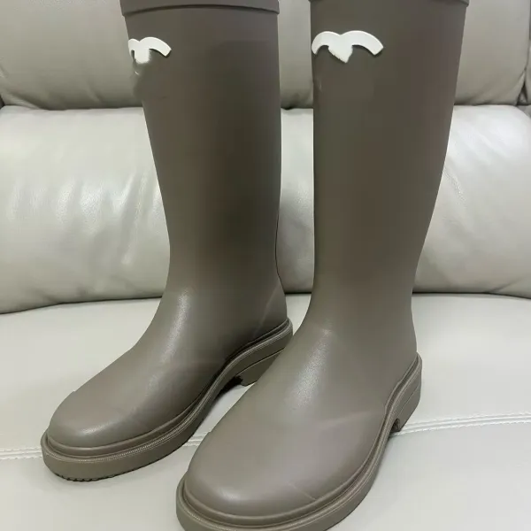 Saint Tears Eagle Logo Rain Boots Black - 6