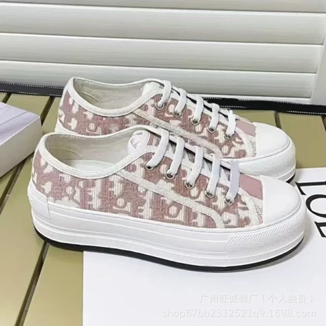 Unbranded Sneakers Low-top lace-up platform canvas with embroidered letter-pattern panels product detail image 18