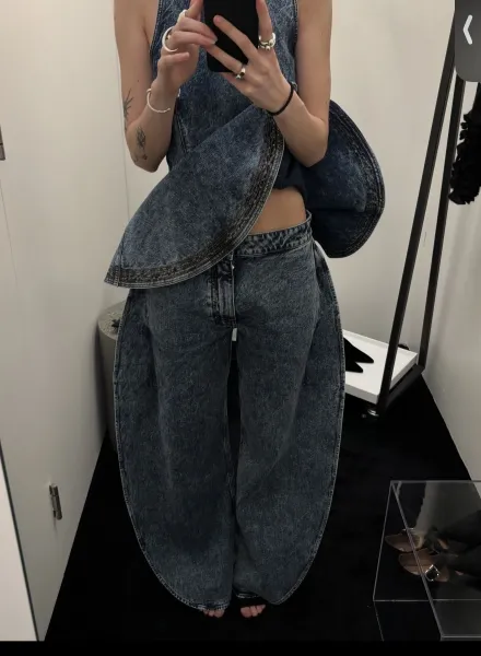 Denim Set: Flared Wide-Leg Jeans and Peplum Sleeveless Top in Medium Wash Blue - 6