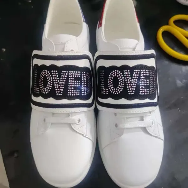 Gucci Ace Cat-Embroidered Sequin White Sneakers - 14