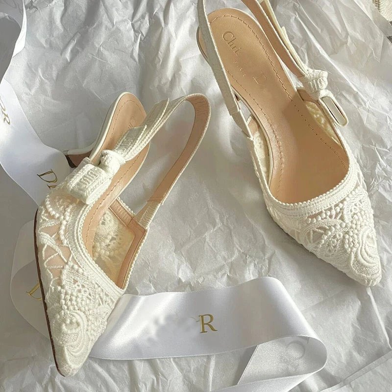2023 Autumn White Lace Embroidered Flat Sandals Bridal Shoes Wedding Shoes for Women with Kitten Heel & Stiletto Heels: findsindex.com