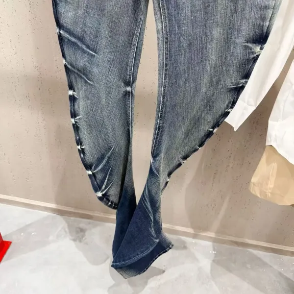 Gallery Dept. Distressed Flared Jeans Dark Wash - 6
