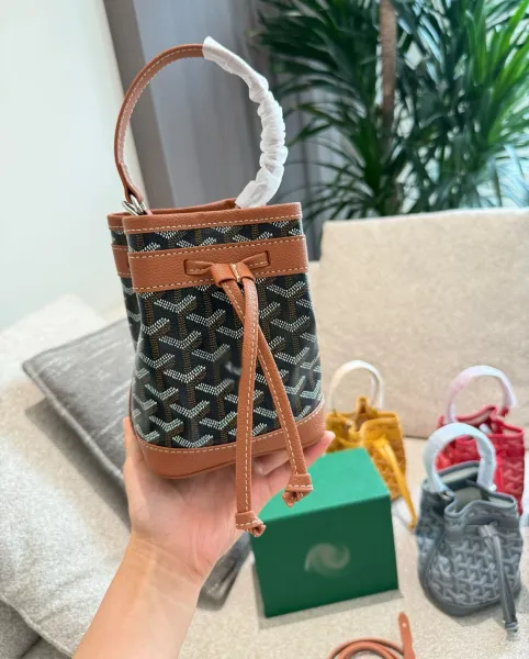 Goyard Saint Louis Mini Bucket Bag White - 11