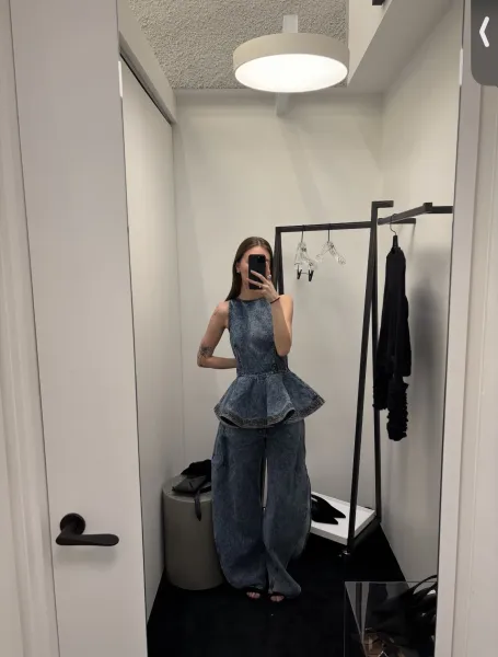 Denim Set: Flared Wide-Leg Jeans and Peplum Sleeveless Top in Medium Wash Blue - 2