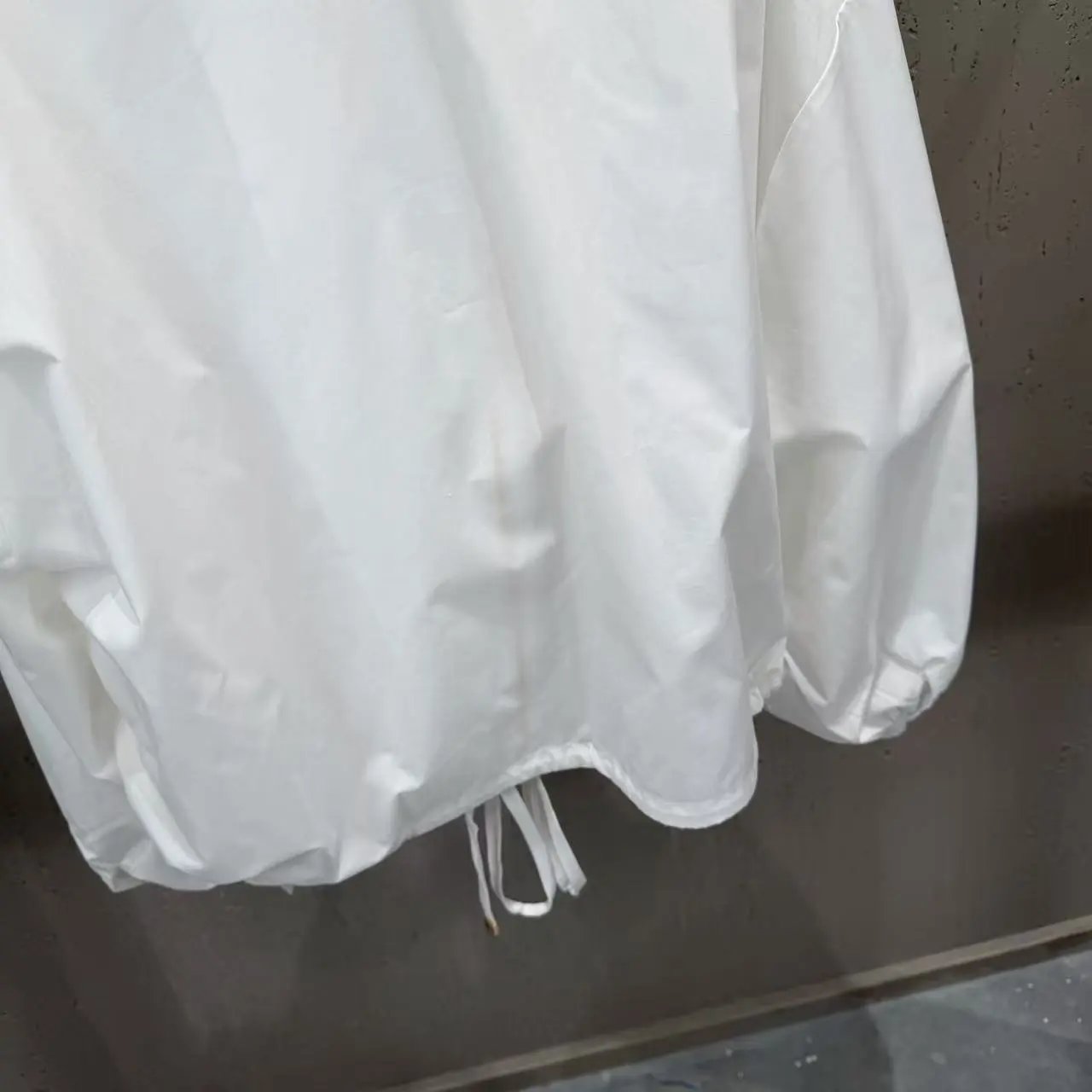 Off-White Zip-Up Windbreaker White Outerwear - 15