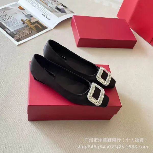 Black Square-Buckle Embellished Loafers - 7