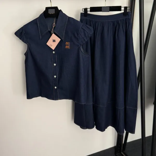 Denim A-Line Midi Skirt in Navy - 4