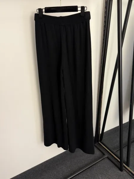 Chanel CC Logo Knit Set Black Sweater and Pants - 8