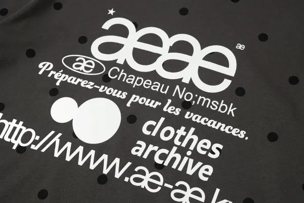 aeae Polka Dot Archive Print T-Shirt Gray - 10