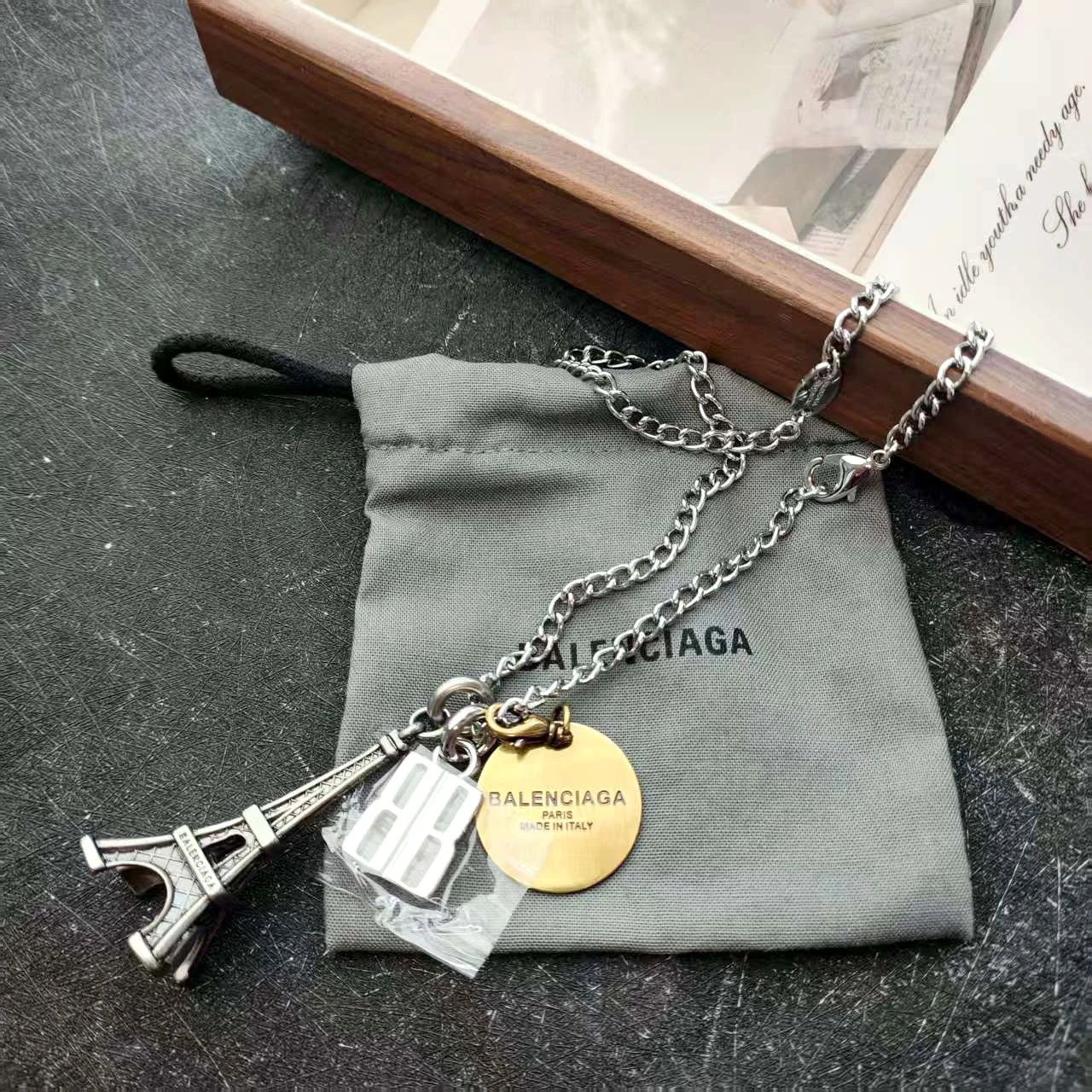 Eiffel Tower Romantic Pendant Necklace