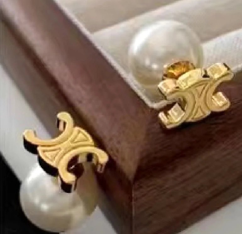 Gold-Tone Pearl Bear Motif Stud Earrings - 8