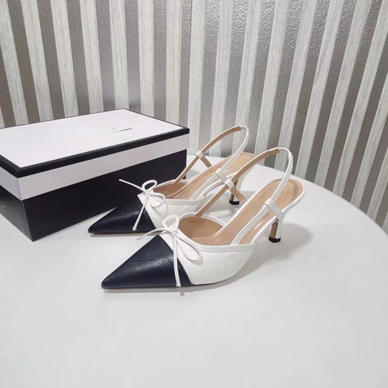 Chanel-inspired Two-Tone Slingback Heels with Bow Detail White/Black Heels