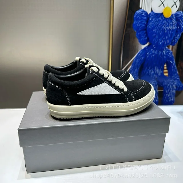 Unbranded Sneakers Low-Top Lace-Up with Contrast Side Panel and Chunky Sole product detail image 15