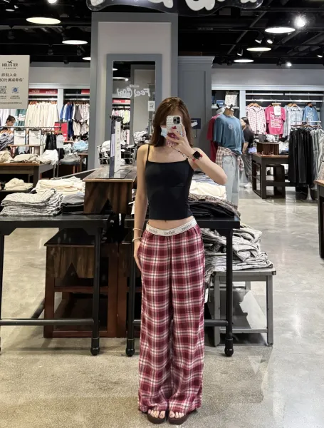 Design Plaid Lounge Pants with LOVE Print Burgundy Sleepwear - 18