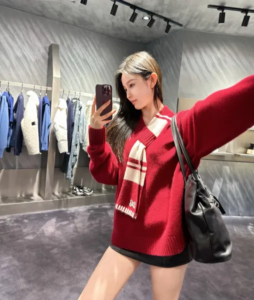Off-White V-Neck Sweater with Scarf Detail in Burgundy - 9