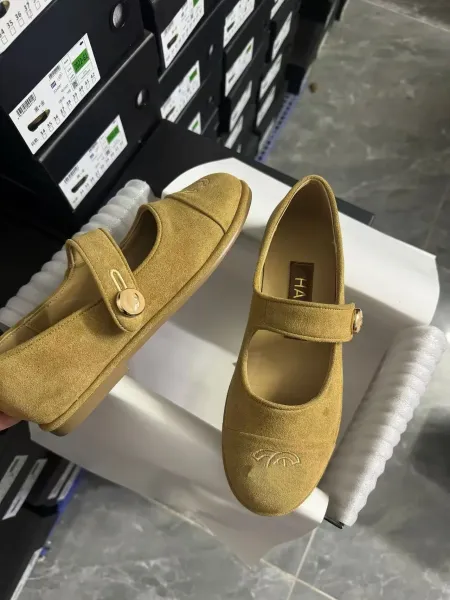 HANE Mary Jane Suede Loafers Beige Shoes - 7