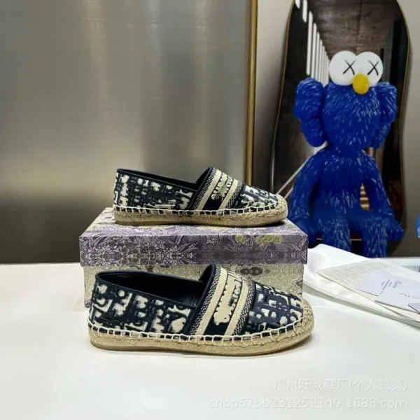 Design Embroidered Espadrille Slippers White Beige - 2