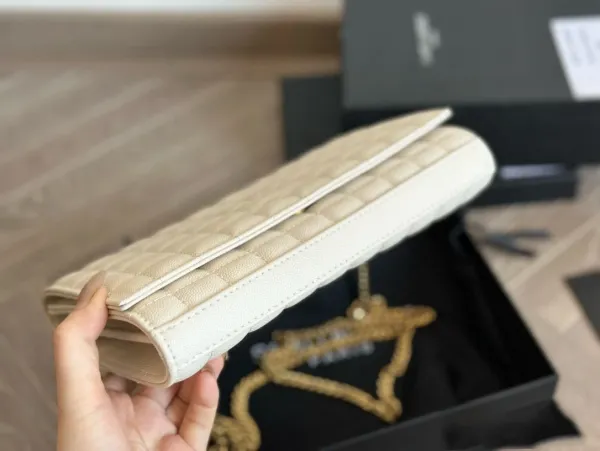 Chanel Classic Flap Wallet in Off-White Quilted Caviar Leather - 5