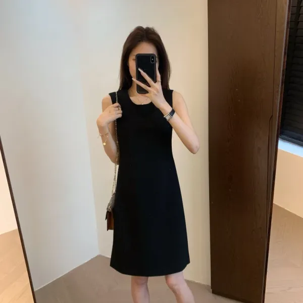 Black Sleeveless A-Line Knit Dress - 11