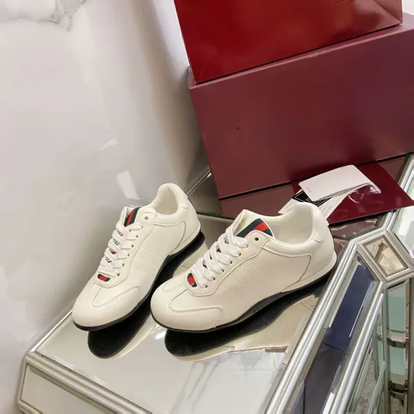 Gucci Ace Leather Sneakers Black with Red-Green Web Detail Sneakers - 5