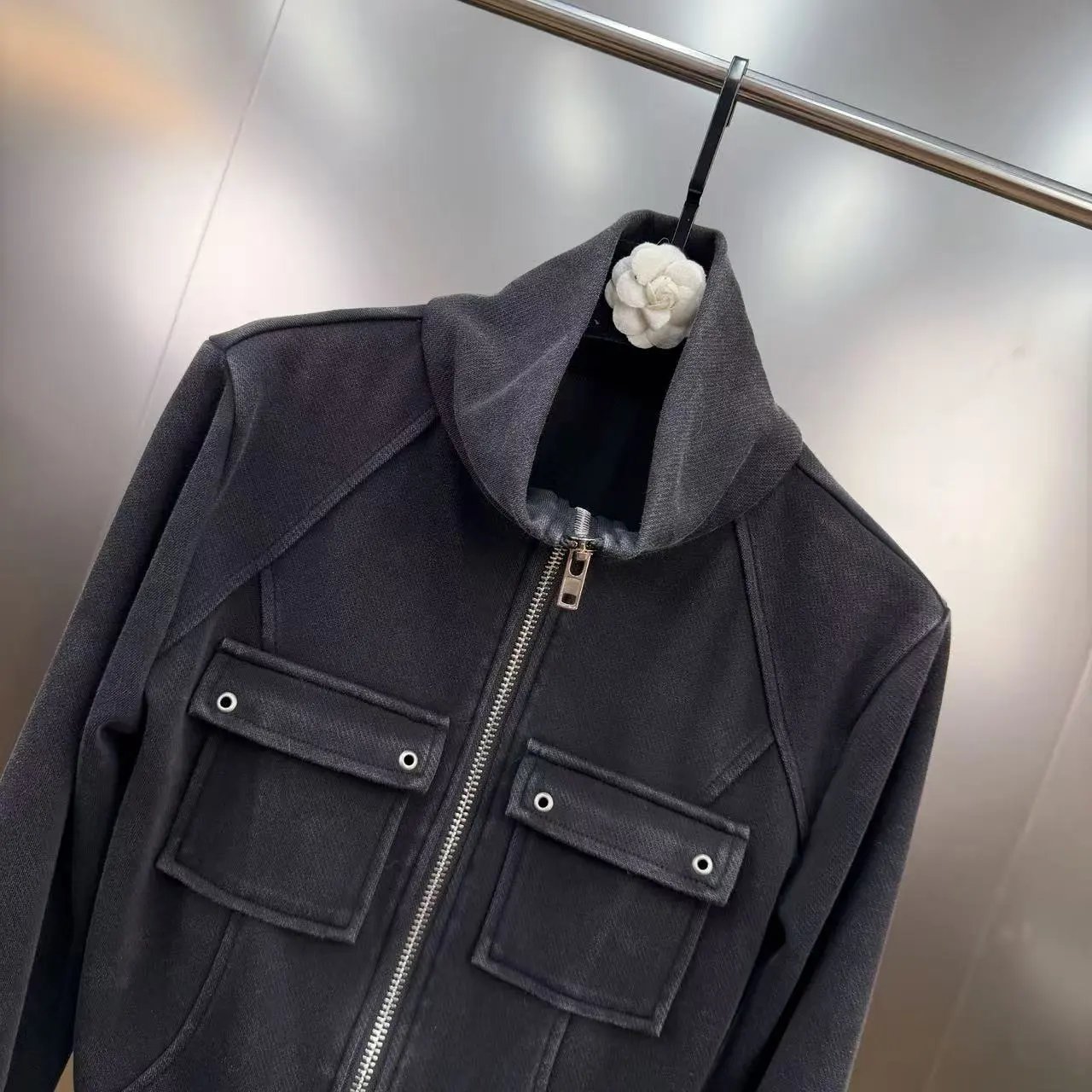 Gallery Dept. Utility Zip-Up Jacket and Wide-Leg Sweatpants Set in Light Gray and Black - 13