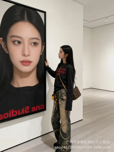 Acne Studios Stockholm Tee White Pink Graphic Cropped T-Shirt - 4