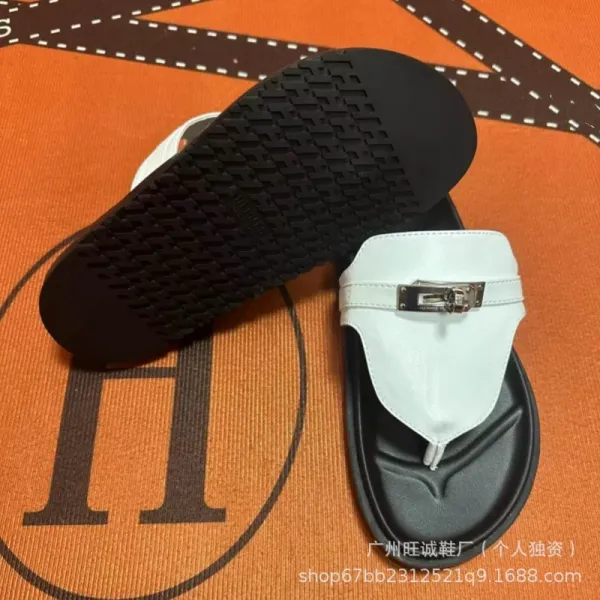 Hermès Oran Slide White and Black Leather Sandals - 7