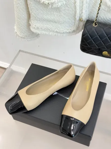 Chanel Two-Tone Cap-Toe Ballet Flats Beige and Black Shoes - 7