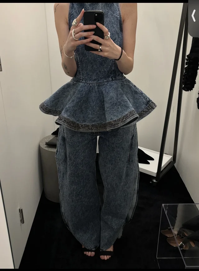 Unbranded Denim Sleeveless Peplum Top and Wide-Leg Jeans Set product detail image 2