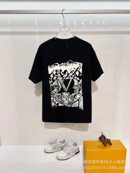 Versace V-Lovers Cat Embroidery White T-Shirt - 31