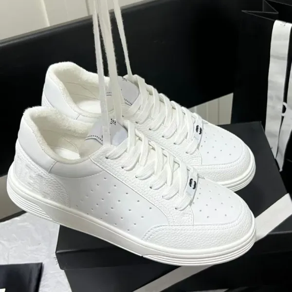 Saint Tears Perforated Leather Sneakers White - 12