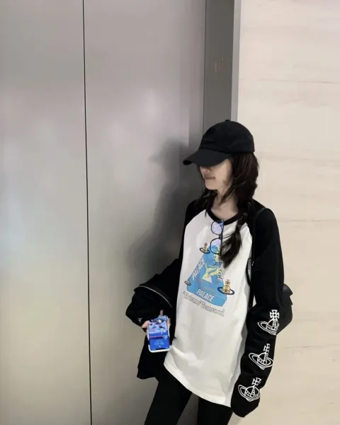 Palace x Vivienne Westwood Raglan Long-Sleeve T-Shirt White/Pink - 8