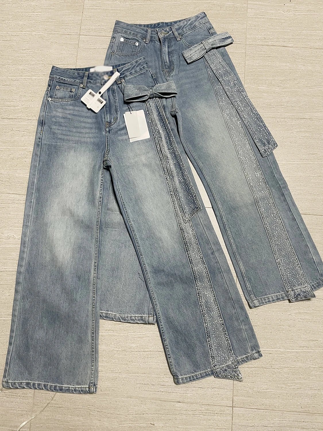 Gallery Dept. Crystal-Embellished Wide-Leg Jeans Light Wash - 4