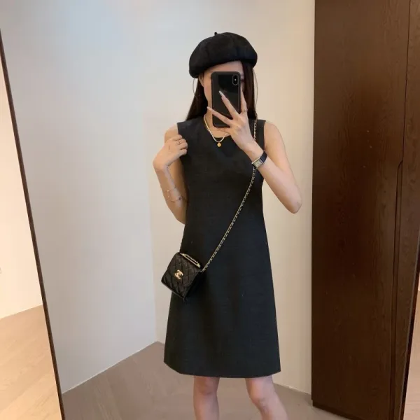 Black Sleeveless A-Line Knit Dress - 10
