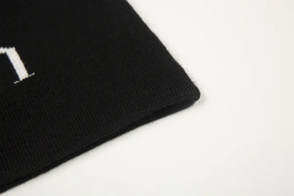Matin Beanie Gray Knit Hat - 15