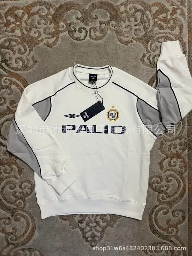 Umbro Hoodies & Sweatshirts Crewneck colour-block football graphic sweatshirt product detail image 14