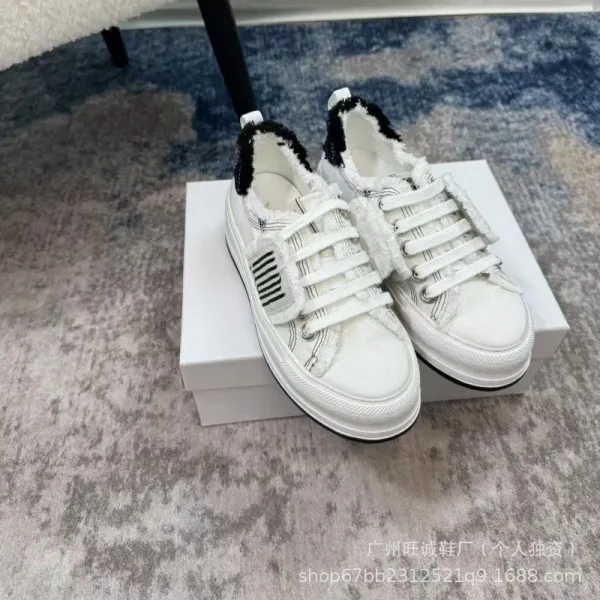 Off-White x Unknown Brand Deconstructed Canvas Sneakers Black/White - 6