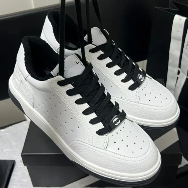Saint Tears Perforated Leather Sneakers White - 8
