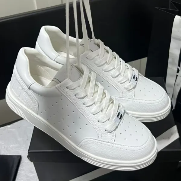 Saint Tears Perforated Leather Sneakers White - 11