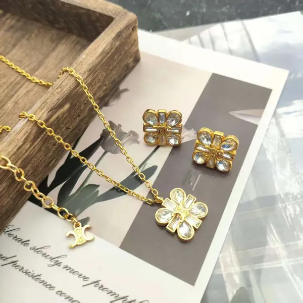 Celine Triomphe Flower Pendant Necklace Gold - 3