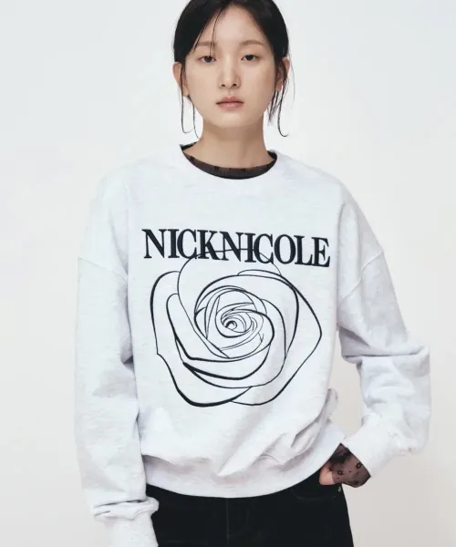 NickNicole Rose Graphic Hoodie White - 22