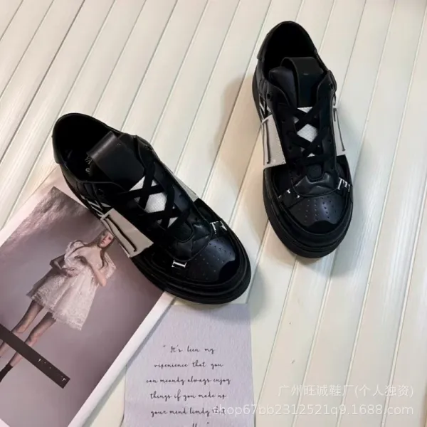 Dior B23 Low-Top Perforated White Gray Sneakers - 3