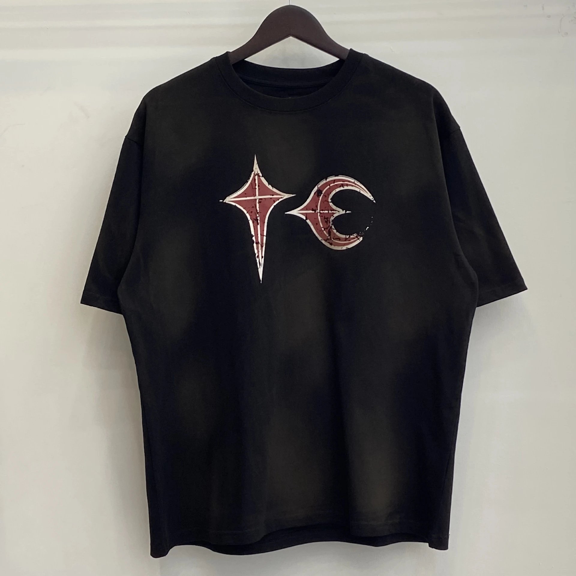 Unbranded T-Shirts Loose-fit graphic print — TC2608 Black