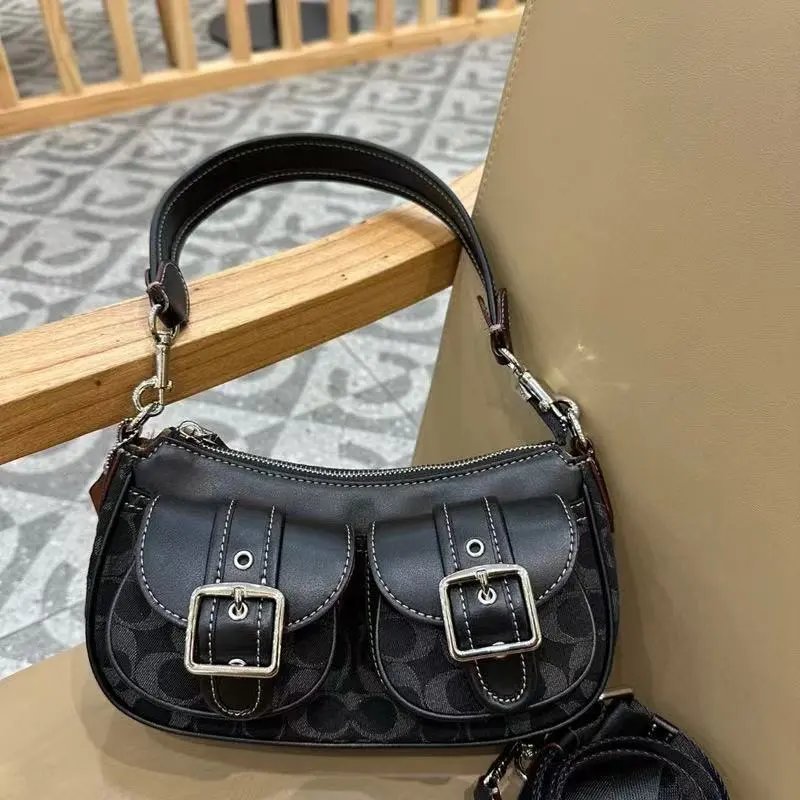 Coach Fleece-Trimmed Hobo Bag Brown - 4
