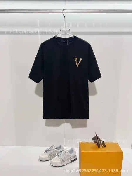 Prada Logo-Embossed Black T-Shirt - 9