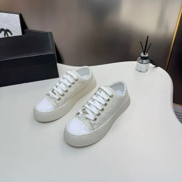 Chanel CC Logo Tweed Platform Sneakers Black - 3